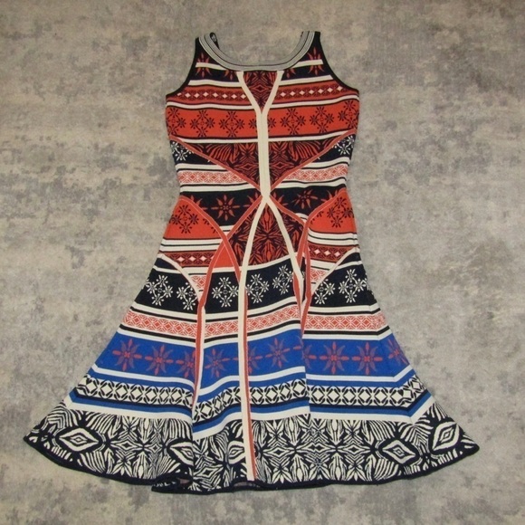 Diane Von Furstenberg Desert Bands Abstact Multi Color Fit & Flare Scuba Dress P - Picture 12 of 12